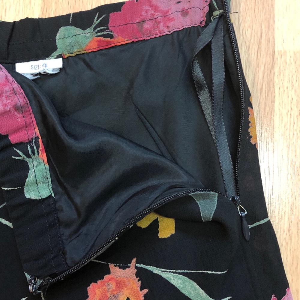 Liz Claiborne Floral Skirt - Picture 4 of 6